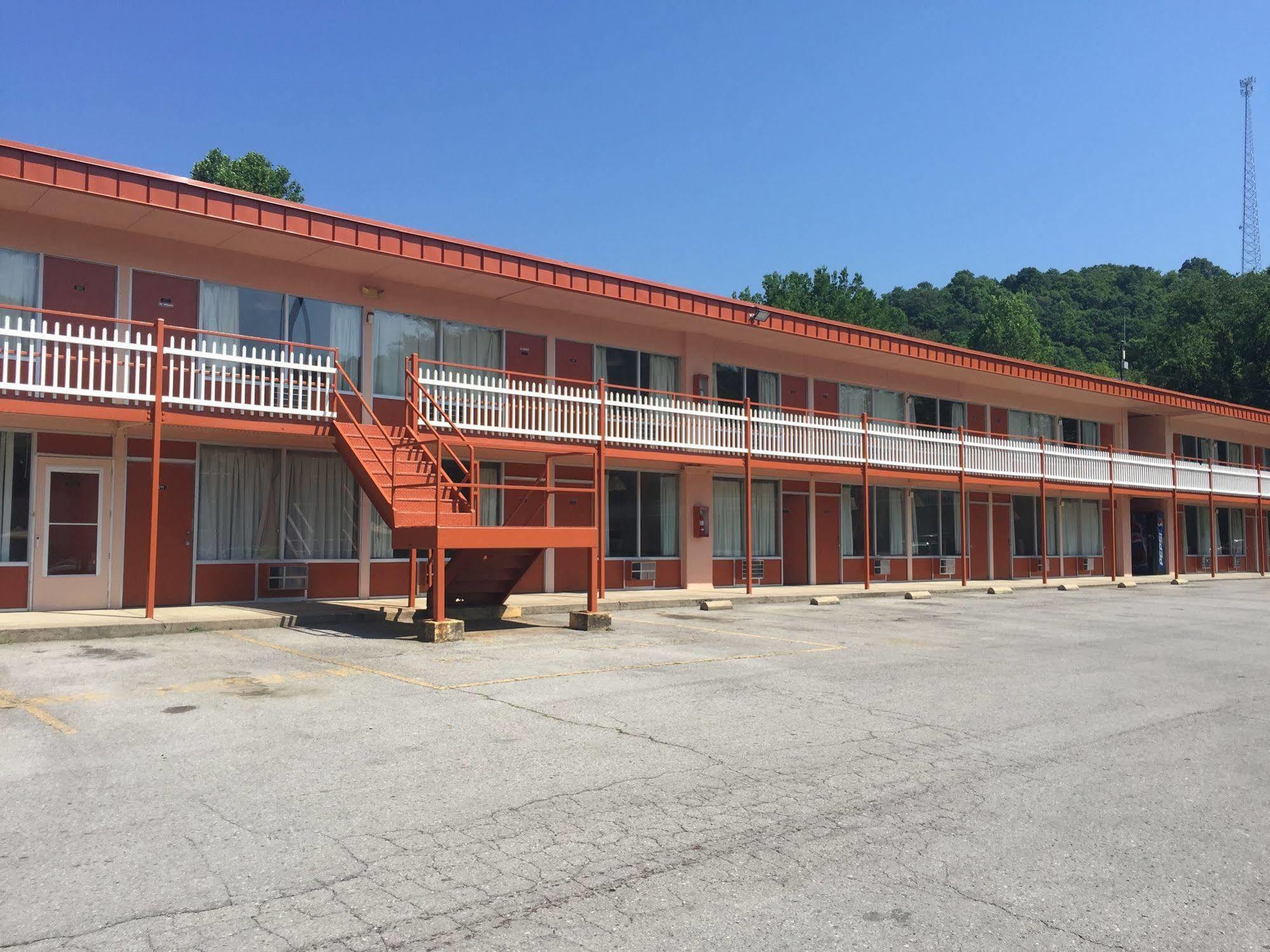 Daniel Boone Motor Inn Pikeville Esterno foto